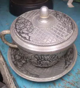 Cangkir unik bahan logam perak bakar 2pcs