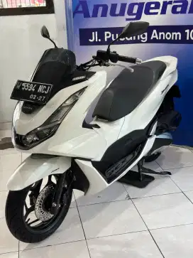 Honda Pcx Abs 160cc Thn 2022 km 7Rb Anugerah Motor Pucang