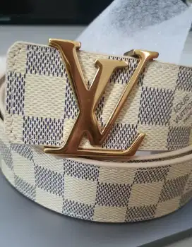 LV Louis Vuitton masih baru dapat hadiah