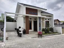 Di jual rumah siap huni dekat kantor BPMP (LPMP) utara Jalan Solo