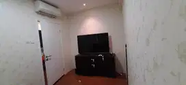 disewa apartemen green lake sunter,tipe 2kamar furnished,hoek,luas 42