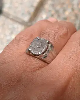 Cincin Stempel Majapahit Besi Kersani