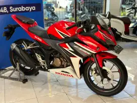 Km 9RIBU - Honda CBR 150 R Facelift tahun 2019 tukar tambah bisa