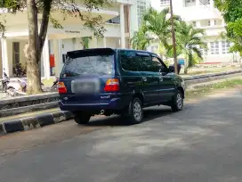 Di jual mobil kijang kapsul LGX