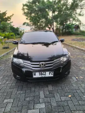 Honda city 2011 kondisi istimewa