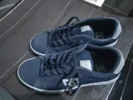 Sepatu DC Striker LE Navy Blue