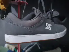 Sepatu DC SHOES CRISIS 2 SD DARK GREY