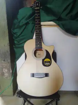 Gitar akustik cort medium