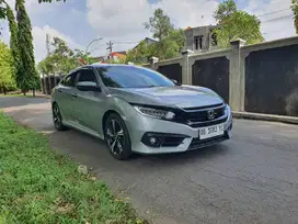 Honda Civic ES 1.5 AT/Bensin Sedan 2016 Istimewa Full Original!