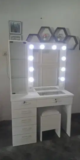 Meja Rias Vanity Modern Pesan Pembayaran Bisa COD