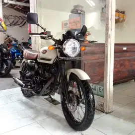 DP 3,8 JT / BUNGA MENETAP 1% MENURUN 2%/ KAWASAKI W175 TAHUN 2021