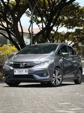 58rb KM‼️Jazz 1.5 RS CVT 2019 GREY / Pohan M-Second
/ Bergaransi