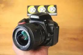 KAMERA NIKON D5500 LENSA KIT 18-55 VR II WIFI MULUSSS!!!