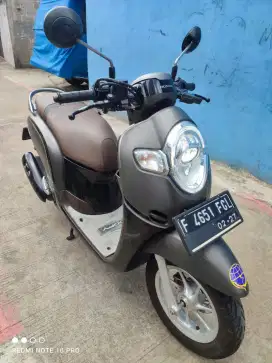 Honda scoopy 2017 lengkap pajak panjang