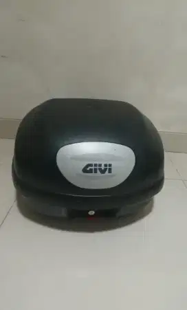 For sale box motor GIVI e33