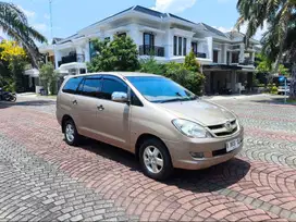 Innova Diesel manual 2007 [bisa kredit]