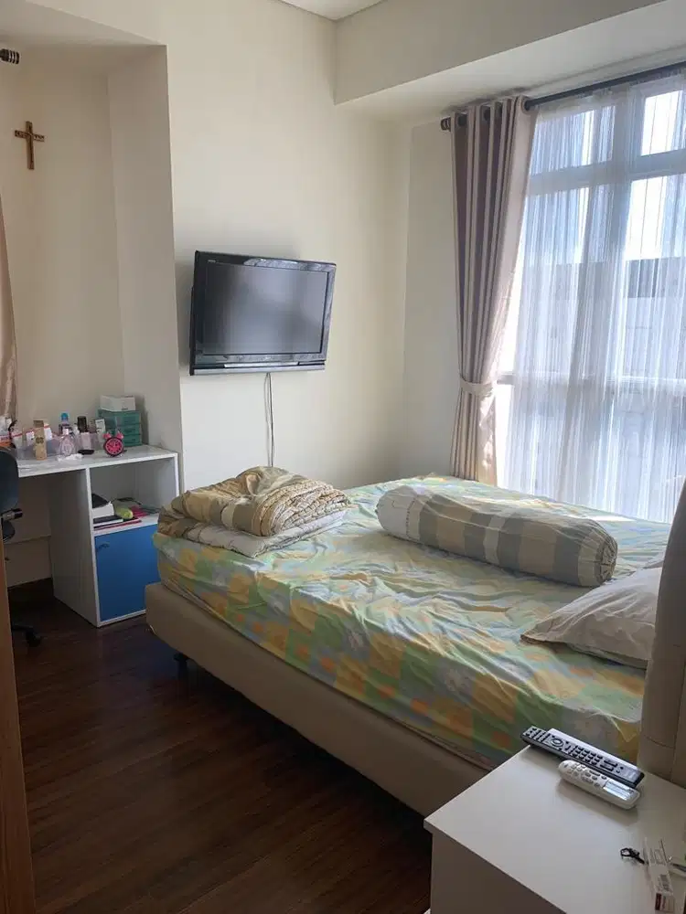 Dijual Cepat Apartemen  Puri Orchard 2 Bedroom Fully Furnished BU