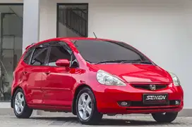 Honda Jazz GD3 idsi 1.5 AT 2005 Merah!!!