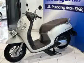 Honda Scoopy Prestige 110cc Th 2023 km 1Rb Anugerah Motor Pucang