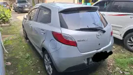 Mazda 2 2010 Bensin
