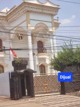 Rumah Mewah Daerah Komersil Di Kesambi Kota Cirebon
