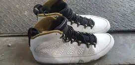 Sepatu Basket Nike Air Jordan 9 Millitia Green