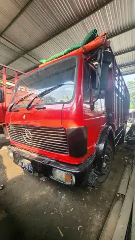 Mercedes Benz 1417 Tronton 6x2 Built Up