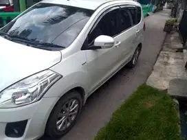 Suzuki Ertiga GL 1.4 Manual 2014, Putih Metalic