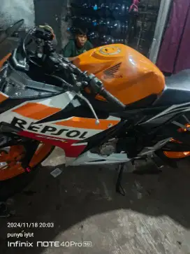 Ni mau lepas honda CBR 150 tahun 2016