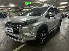 Mitsubishi Xpander 1.5 Cross Bensin-AT 2019 Silver /