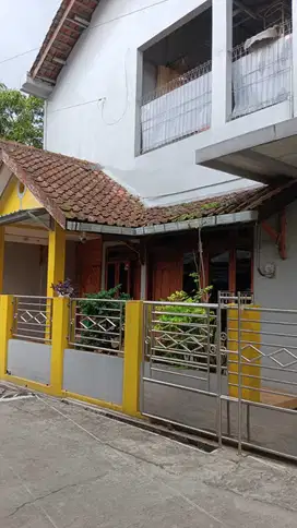 Dijual Rumah tingkat Ketenger kompleks wisata Baturaden Purwokerto