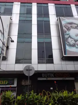 Ruko 4 lantai di Mall Ambassador Kuningan Jakarta Selatan