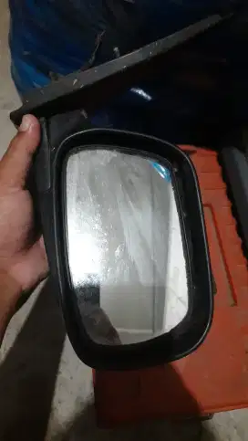 Spion Kanan Vios G 2004 Electric