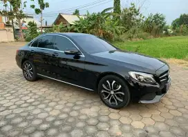 Mercedes benz mercy c200 2017