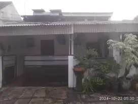 Rumah 2 Lantai di BP Kulon Gresik Kota