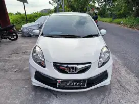 DP 2jt.Honda Brio CBU E 2013 MT