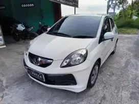 DP 2jt.Honda Brio CBU E 2013 MT