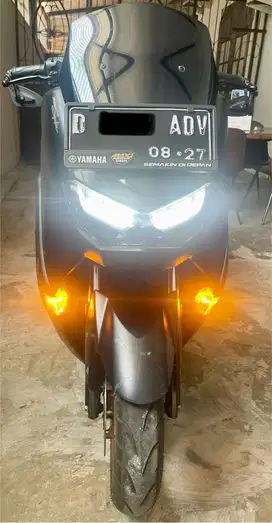 Motor Yamaha N-Max 2022