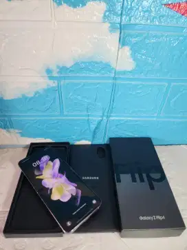 SAMSUNG Z FLIP 4 5G RAM 8/256GB ORIGINAL SEIN MULUS NORMAL SIAP PAKE