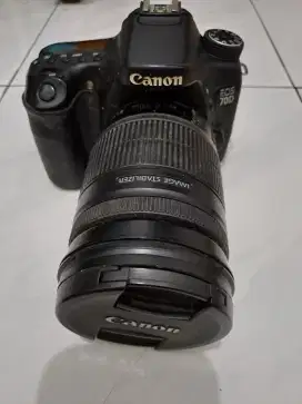 Kamera DSLR Canon Eos 70D + Lensa 18 - 200mm