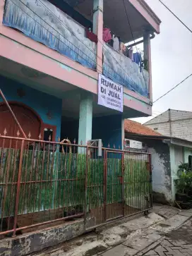 DIJUAL CEPAT !!! RUMAH TIPE KONTRAKAN 2 LANTAI