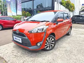 TDP 16JT Toyota Sienta 1.5 V Bensin-MT 2016 Orange