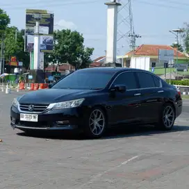 Accord Vtil 2.4 2014 AT