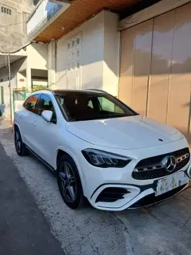 Dijual Mercedes-Benz GLA 200 km baru 4000, dijual karena keliru model