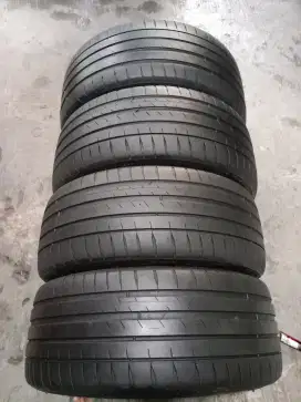 Michelin pilotsport4 205 45 R17