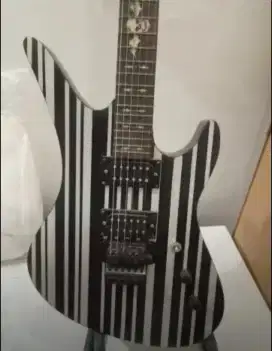 Gitar Schecter Signatured Synyster Gates (Custome)