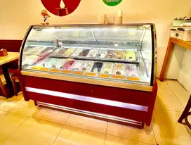 Showcase gelato GEA Sunny 18