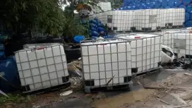 Drum/tong/jerigen besi&plastik berbagai ukuran ibc/tangki 1000L