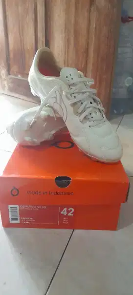 Dijual! Sepatu bola ortuseight olympico v3 fg