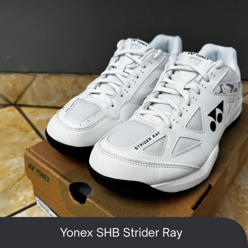 Sepatu Badminton Yonex Strider Ray SHBSR1 WEX WIDE White